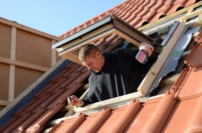 Pose de fenêtres de toit Velux à Hunspach